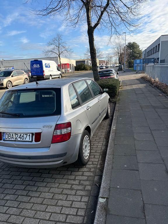 Gebraucht Fiat Stilo Dynamic 133 PS (97 kW) 2002 Silber Limousine
