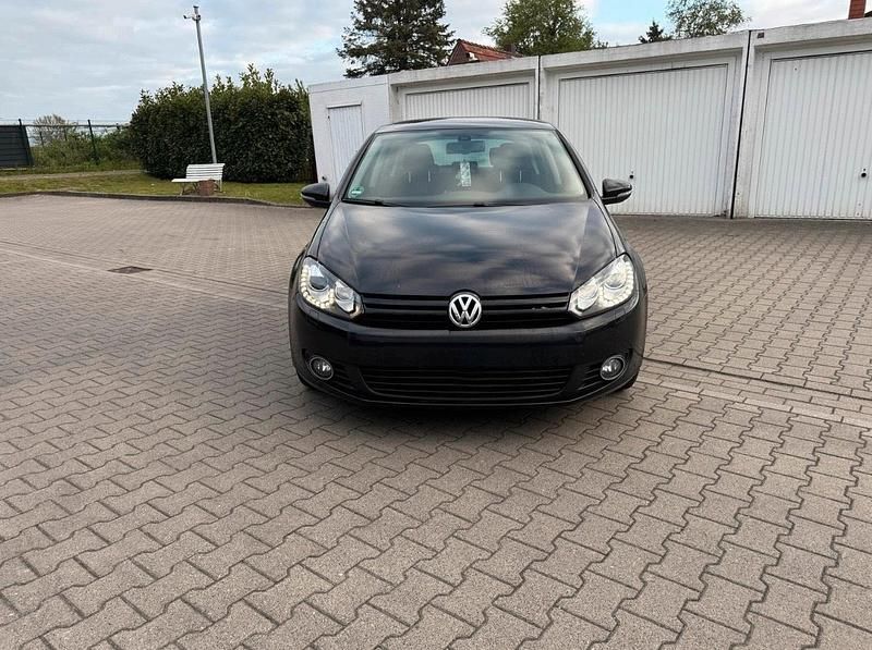 Gebraucht VW Golf VII Match 122 PS (89 kW) 2012 Schwarz Limousine