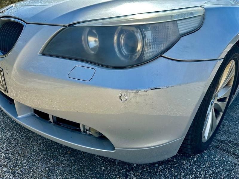 Gebraucht BMW 530 230 PS (169 kW) 2004 Silber Limousine