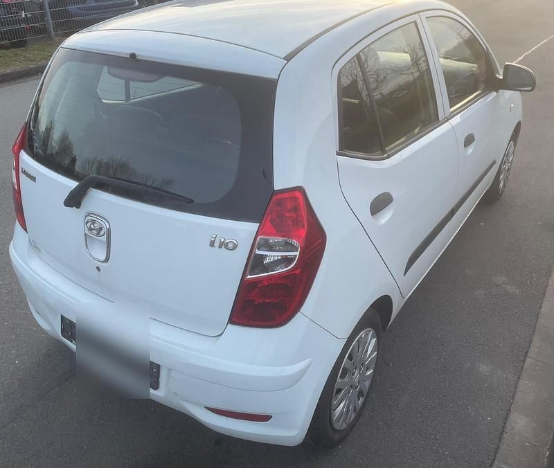 Gebraucht Hyundai i10 55 PS (40 kW) 2011 Andere farben Kleinwagen