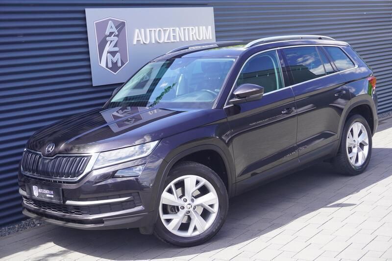 Schwarzmagic perleffekt Gebraucht 2021 Skoda Kodiaq SUV | 28.990 € (Fairer Preis) - Bild 1/4