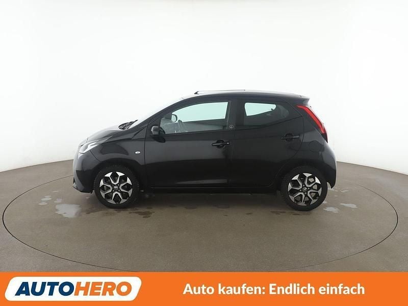 Gebraucht Toyota Aygo X-play 72 PS (52 kW) 2020 Schwarz Kleinwagen