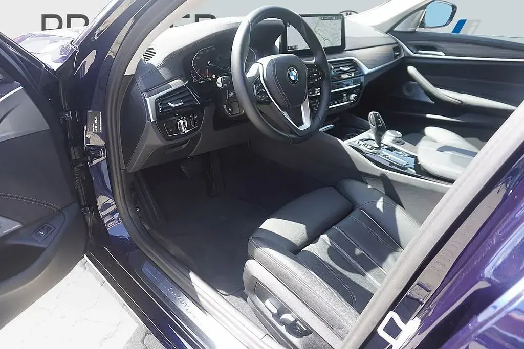 Gebraucht BMW 540 Sport Line 340 PS (250 kW) 2023 Bmw individual tansanitblau Kombi