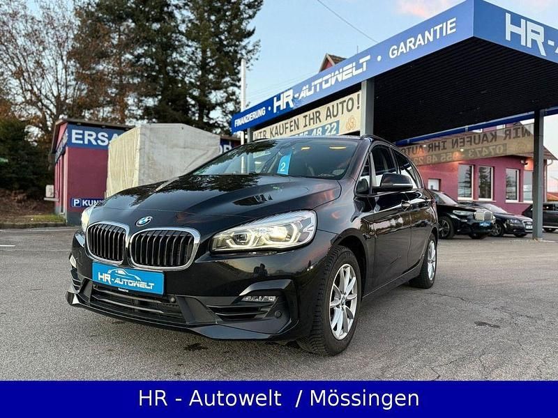 Schwarz Gebraucht 2018 BMW 218 Active Tourer Advantage Van / Kleinbus | 14.980 € (Superpreis) - Bild 1/4