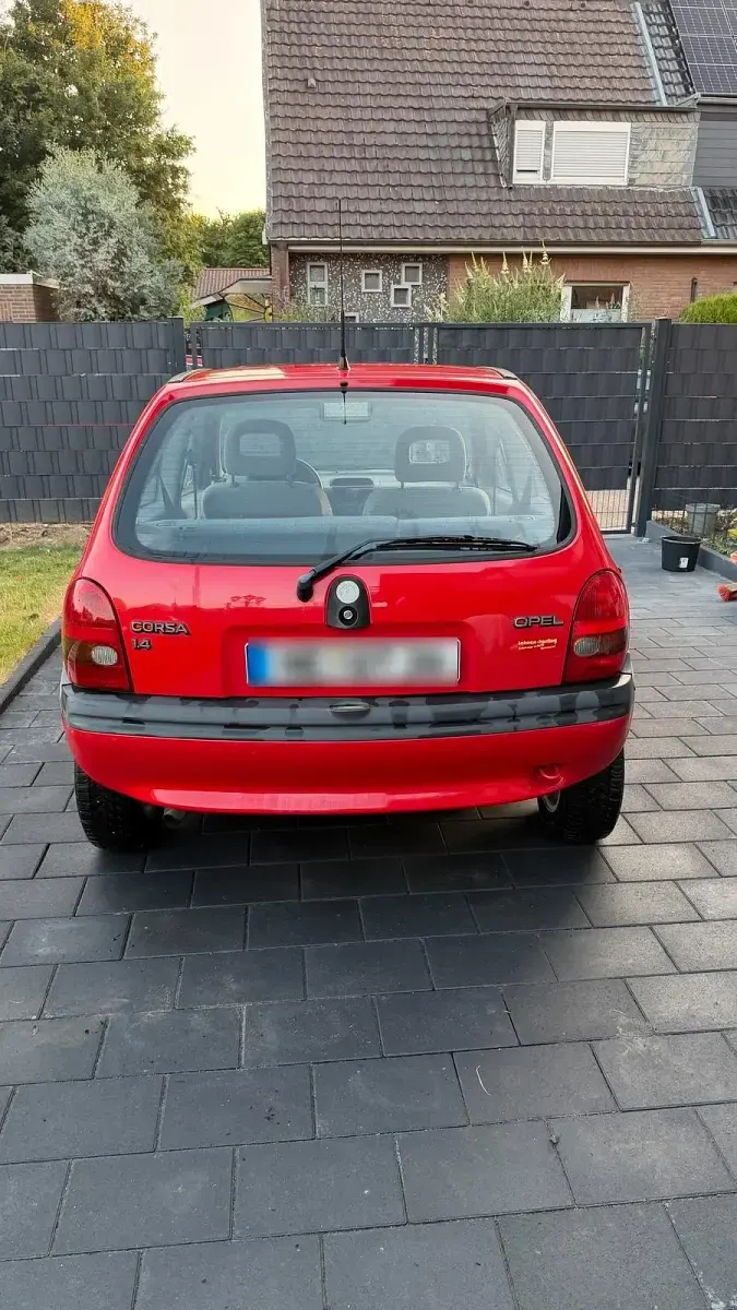 Gebraucht Opel Corsa 60 PS (44 kW) 1997 Rot Kleinwagen
