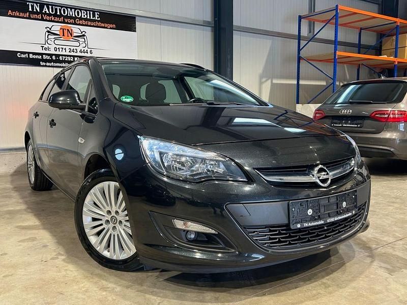 Schwarz Gebraucht 2016 Opel Astra Kombi | 7.900 € (Guter Preis) - Bild 1/4