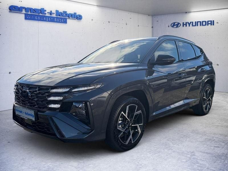 Grau Neu 2025 Hyundai Tucson N Line SUV | 35.299 € (Fairer Preis) - Bild 1/4