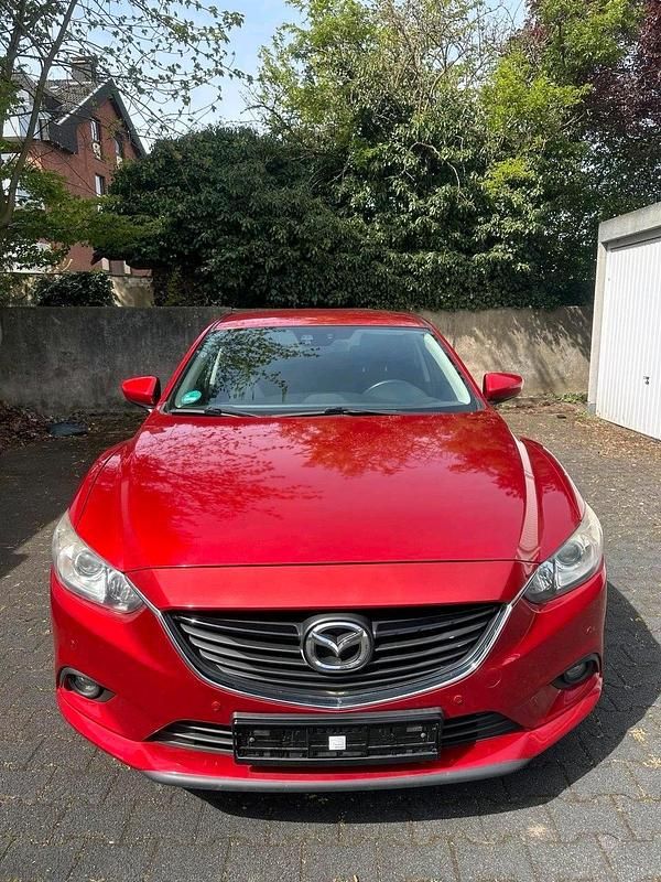 Gebraucht Mazda 6 150 PS (110 kW) 2013 Rot Limousine