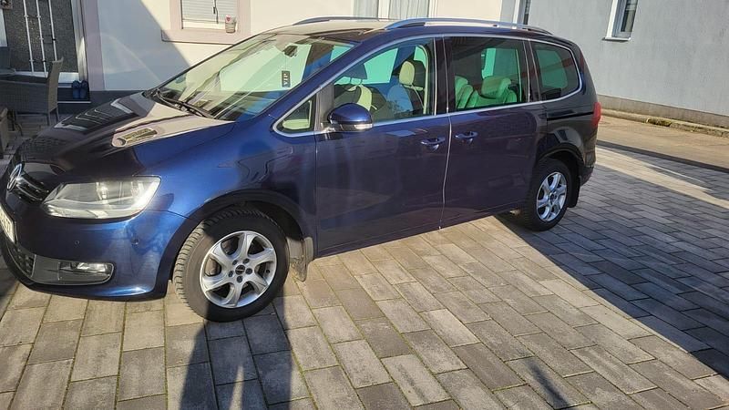 Gebraucht VW Sharan 140 PS (102 kW) 2011 Blau Van / Kleinbus