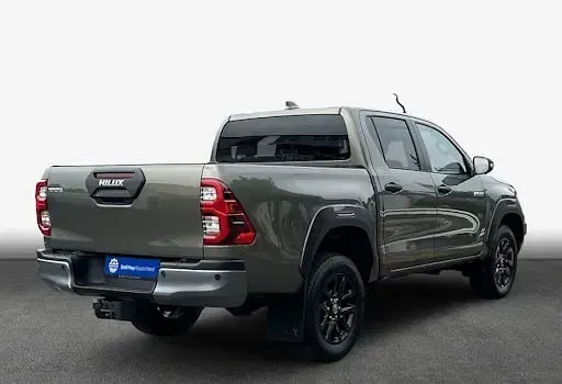 Gebraucht Toyota HiLux 204 PS (150 kW) 2025 Gold Pickup