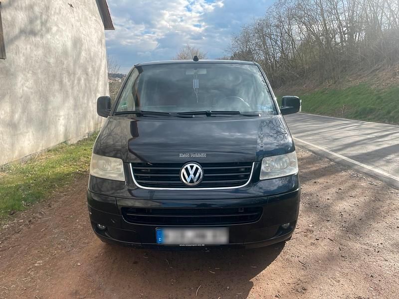 Schwarz Gebraucht 2004 VW Multivan Van | 7.700 € (Guter Preis) - Bild 1/4