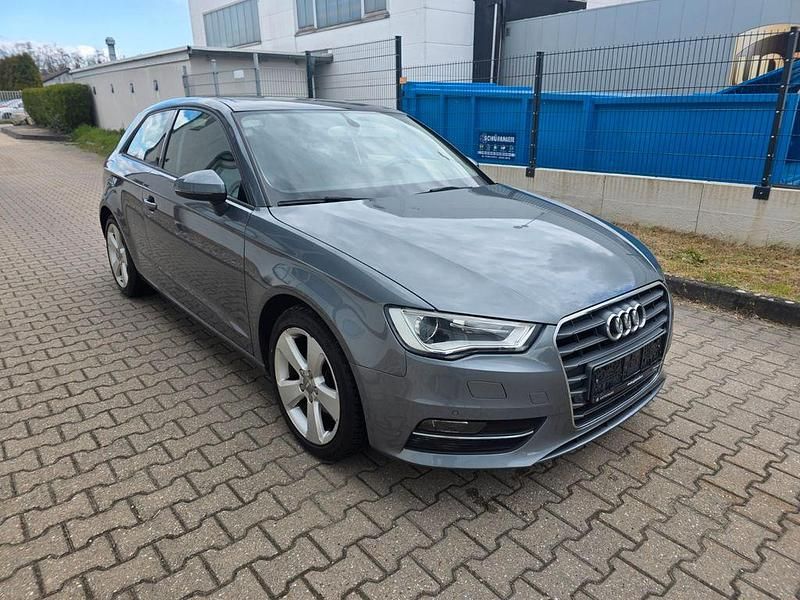 Usata Audi A3 Ambiente 122 CV (89 kW) 2012 Grigio Utilitaria