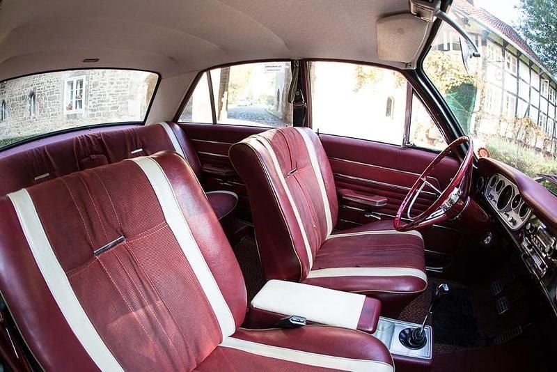 Second-hand Ford 20M 90 CP (66 kW) 1966 Negru Berlinǎ