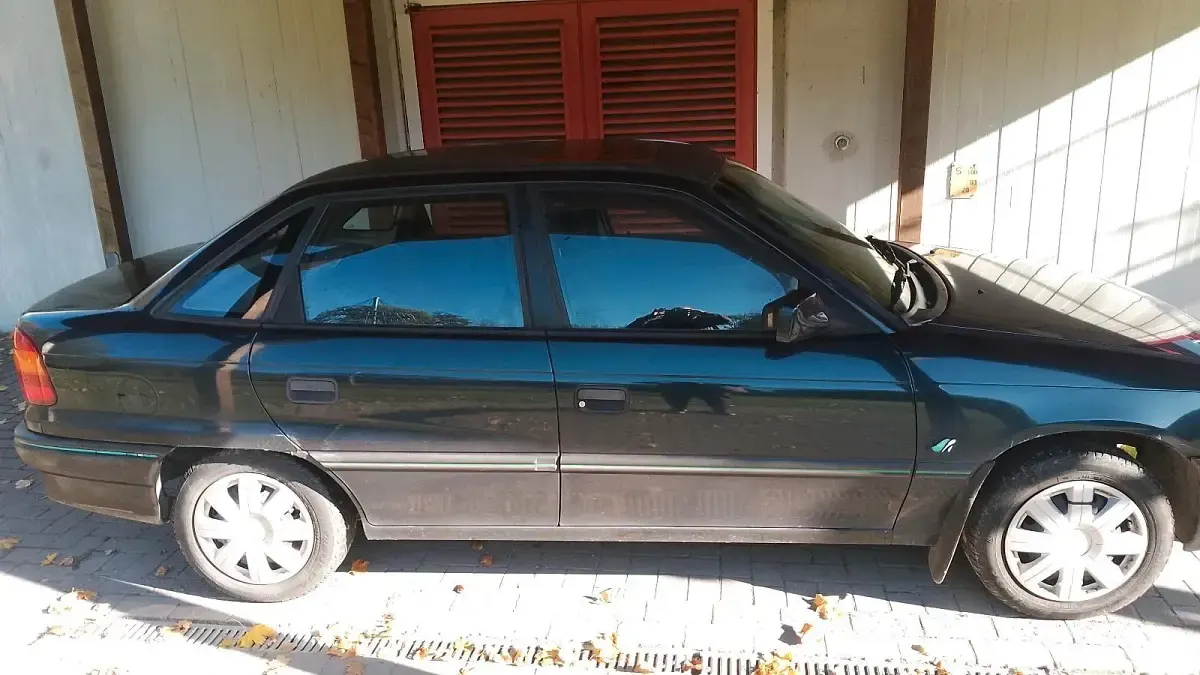 Gebraucht Opel Astra 60 PS (44 kW) 1993 Kleinwagen