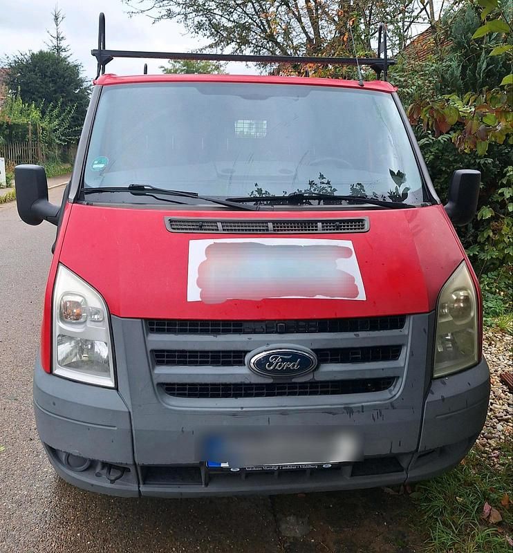 Rot Gebraucht 2011 Ford Tourneo Van / Kleinbus | 4.000 € (Superpreis) - Bild 1/4