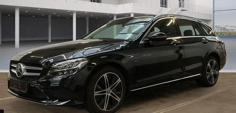 Gebraucht Mercedes C300e 320 PS (235 kW) 2020 Schwarz Kombi