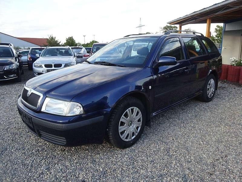 Blau Gebraucht 2004 Skoda Octavia Ambiente Kombi | 450 € (Guter Preis) - Bild 1/4
