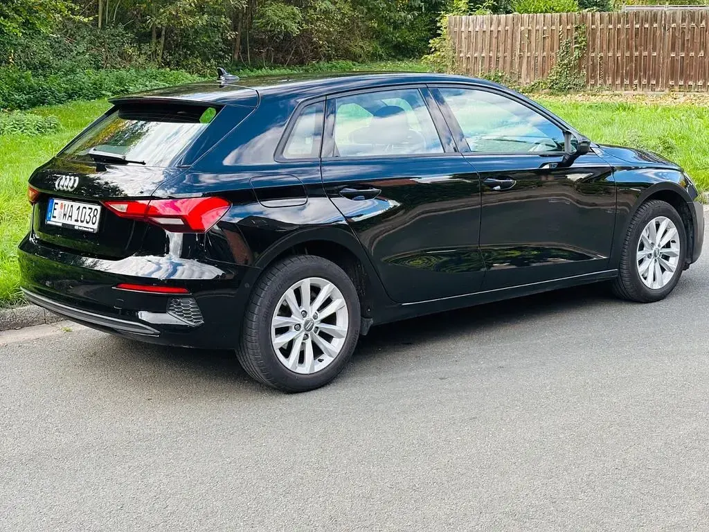 Gebraucht Audi A3 110 PS (80 kW) 2020 Schwarz Limousine