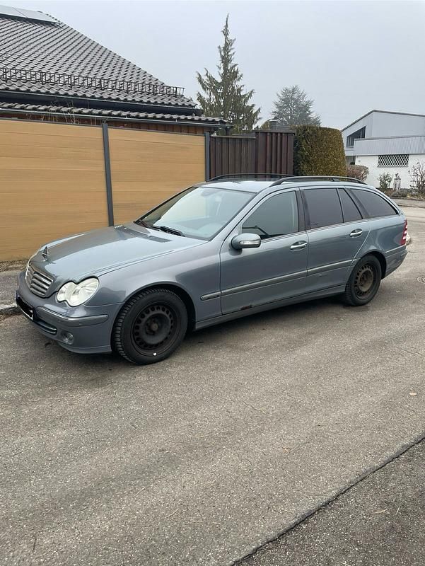 Gebraucht Mercedes C220 150 PS (110 kW) 2007 Grau Kombi