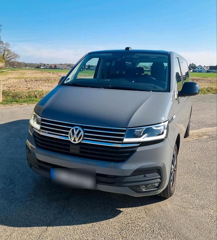 Gebraucht VW Multivan Comfortline 199 PS (146 kW) 2021 Grau Van