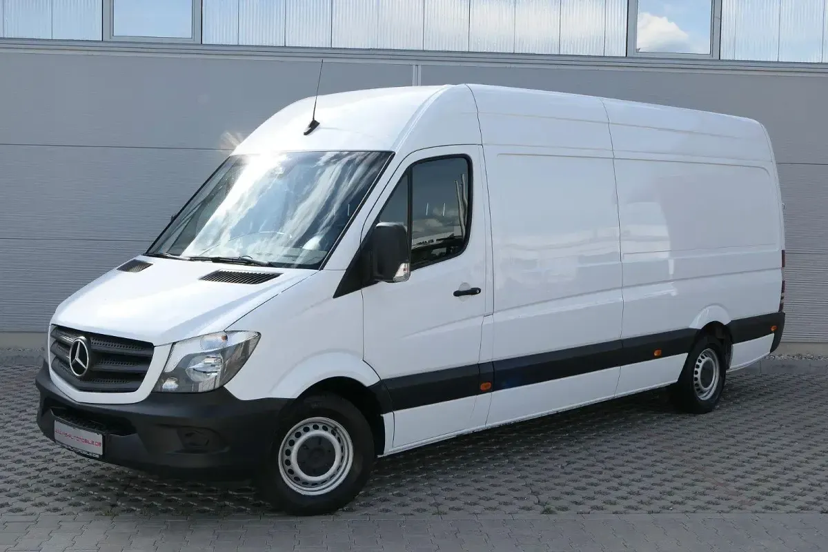 Gebraucht Mercedes Sprinter 163 PS (119 kW) 2018 Weiß Van