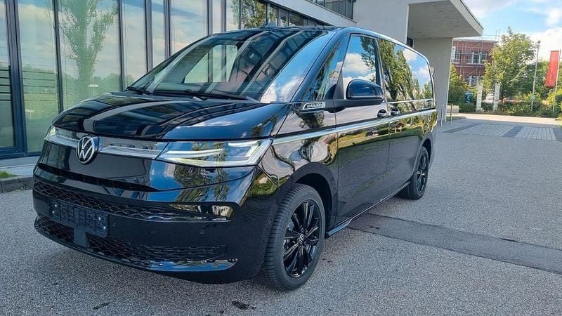 Neu VW Multivan Style 150 PS (110 kW) 2026 Schwarz Van