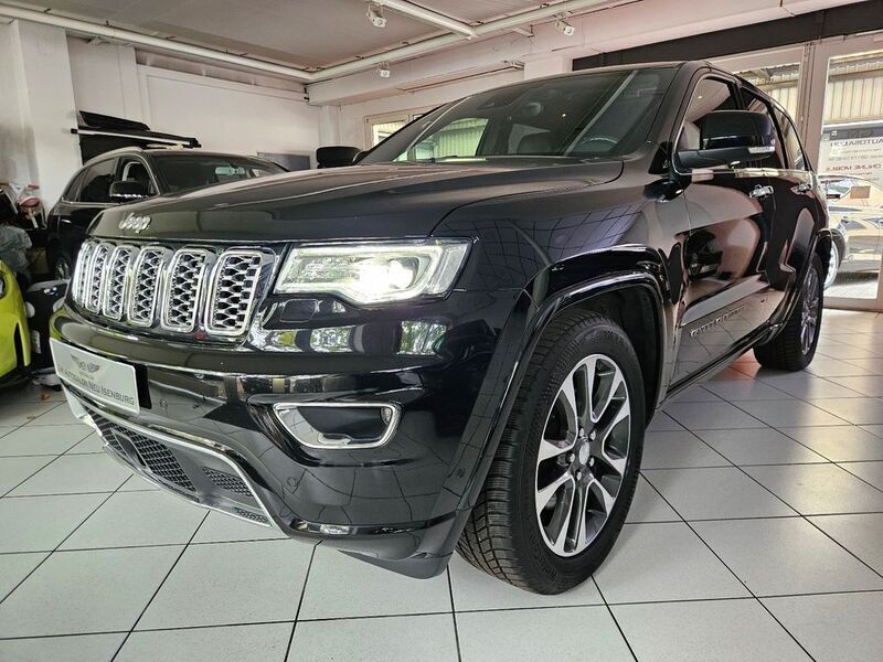 Schwarz Gebraucht 2018 Jeep Grand Cherokee Overland SUV | 21.900 € (Guter Preis) - Bild 1/4