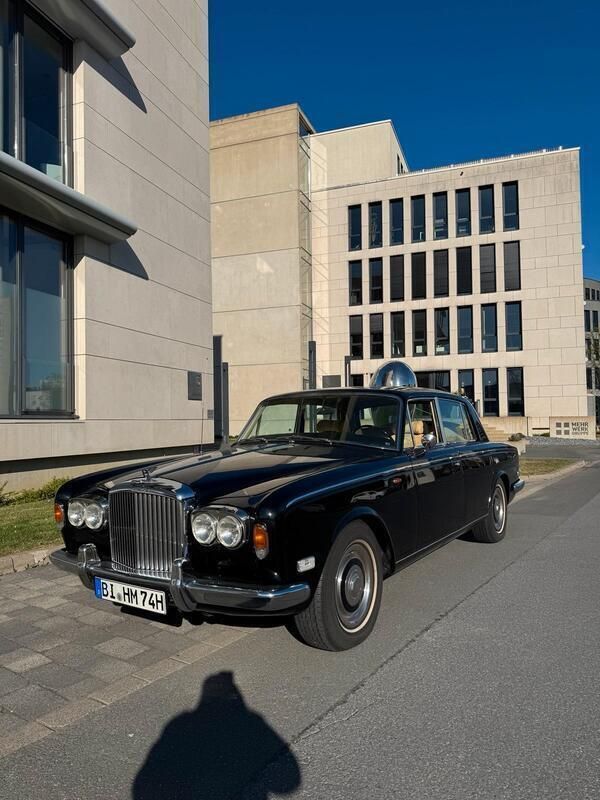 Schwarz Gebraucht 1975 Bentley T1 Limousine | 32.000 € - Bild 1/4