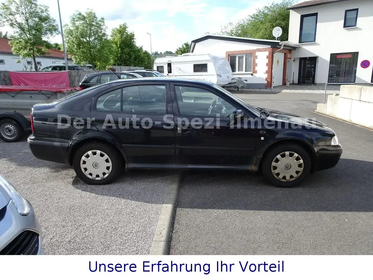 Gebraucht Skoda Octavia Celebration 102 PS (75 kW) 2001 Schwarz Limousine