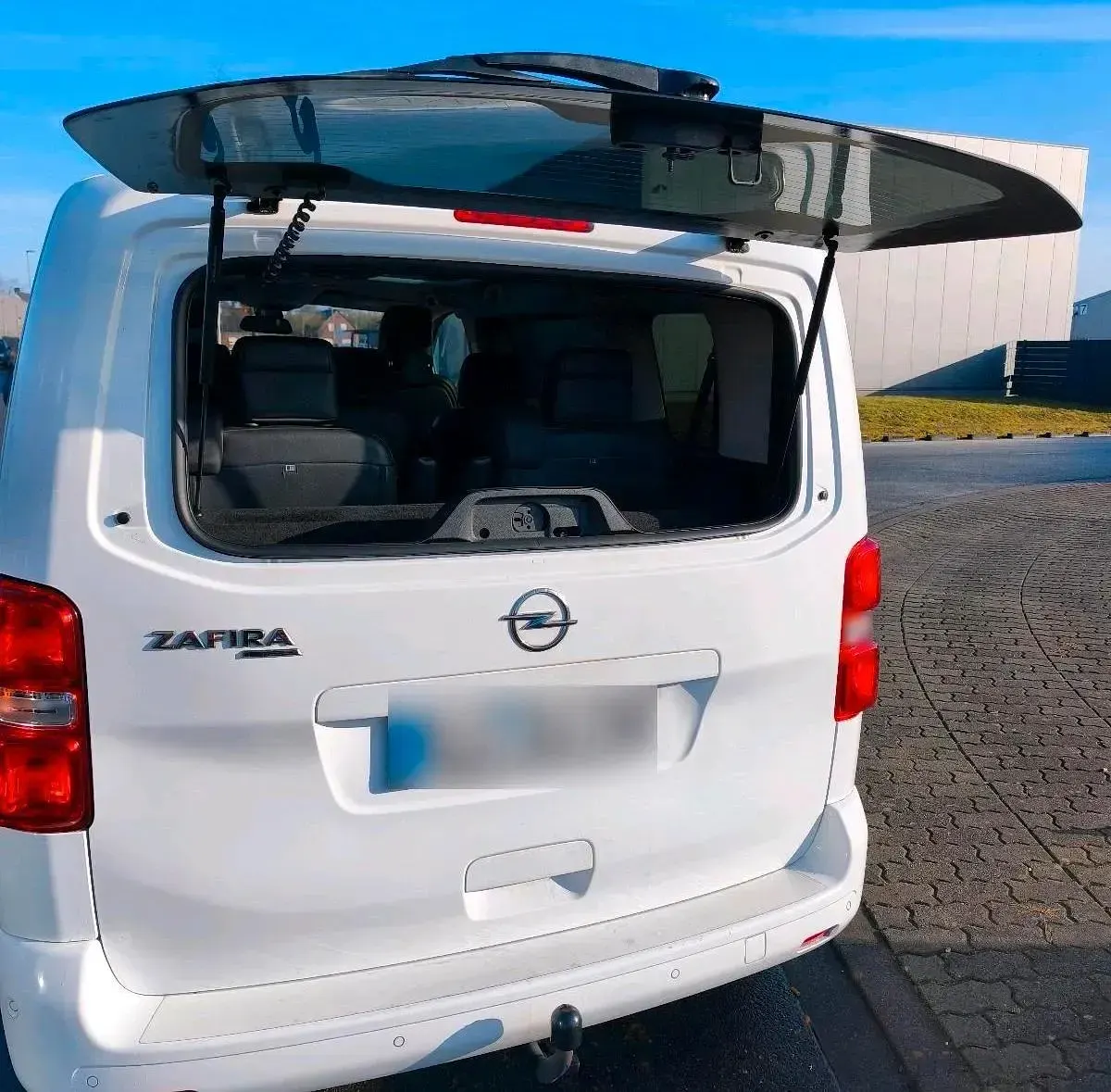 Gebraucht Opel Zafira Life Elegance 177 PS (130 kW) 2020 Weiß Van / Kleinbus