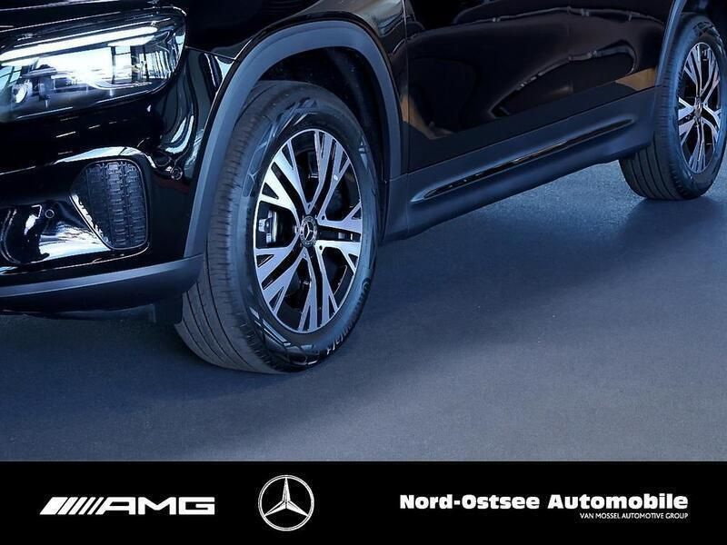 Gebraucht Mercedes GLB200 Night 150 PS (110 kW) 2025 Andere farbe SUV
