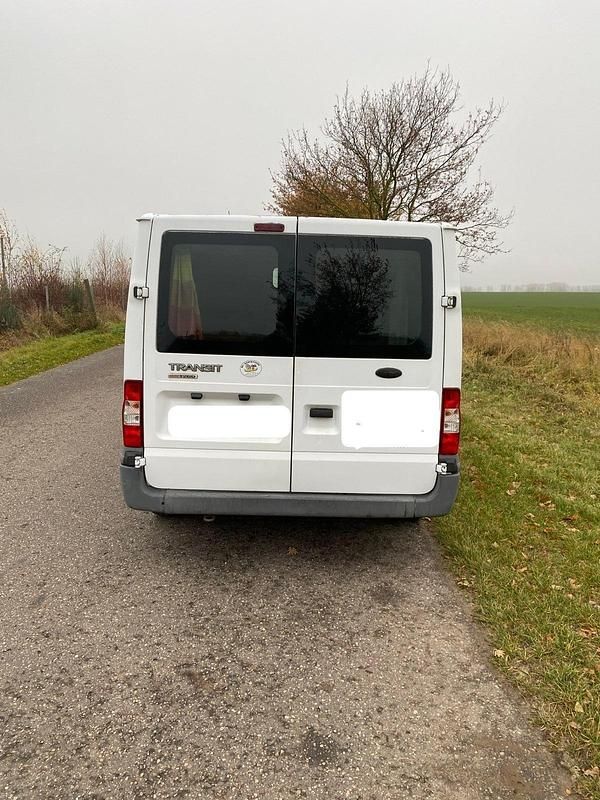 Weiß Gebraucht 2008 Ford Transit Van / Kleinbus | 3.500 € (Fairer Preis) - Bild 1/4