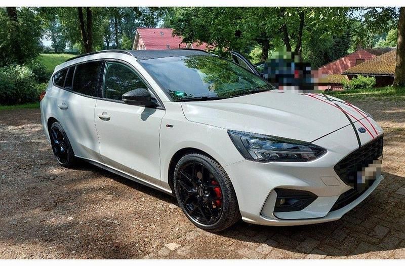Gebraucht Ford Focus ST-Line X 150 PS (110 kW) 2021 Weiß Kombi