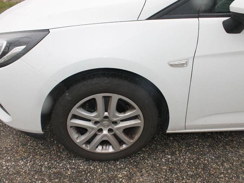 Gebraucht Opel Astra Edition 110 PS (80 kW) 2020 Schnee weiß Limousine