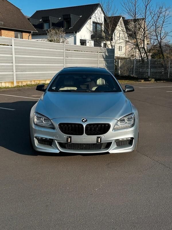 Silber Gebraucht 2013 BMW 640 M Sport Coupé | 20.700 € (Fairer Preis) - Bild 1/4