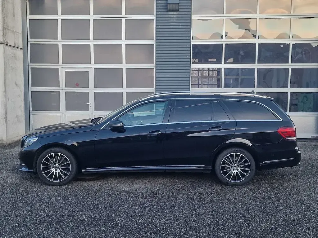 Gebraucht Mercedes E250 204 PS (150 kW) 2013 Schwarz Limousine