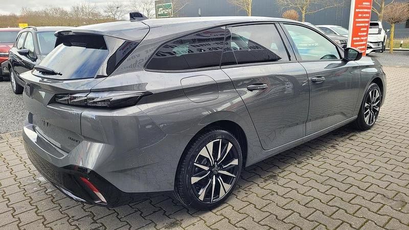 Neu Peugeot 308 SW Allure 145 PS (106 kW) 2026 Grau Kombi