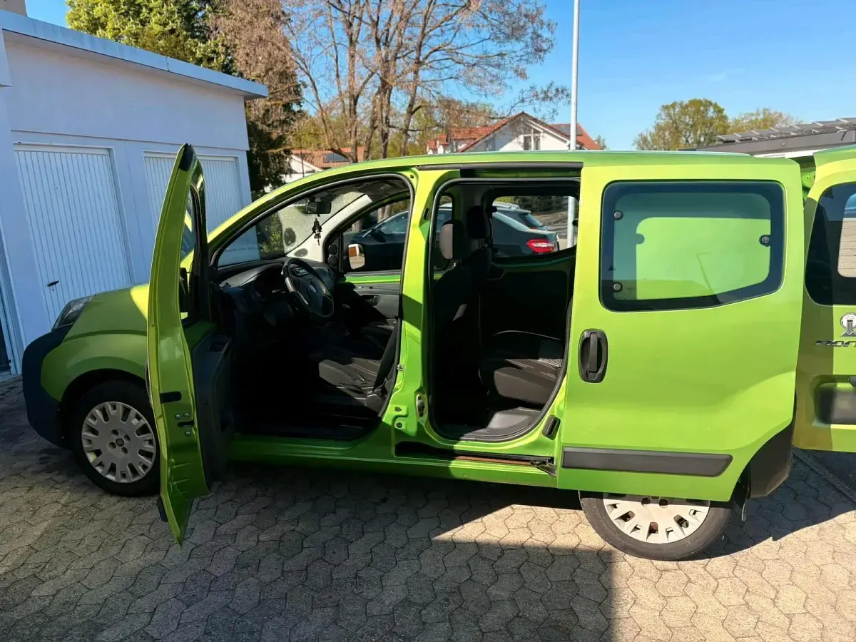 Gebraucht Fiat Fiorino 73 PS (53 kW) 2011 Grün Van / Kleinbus
