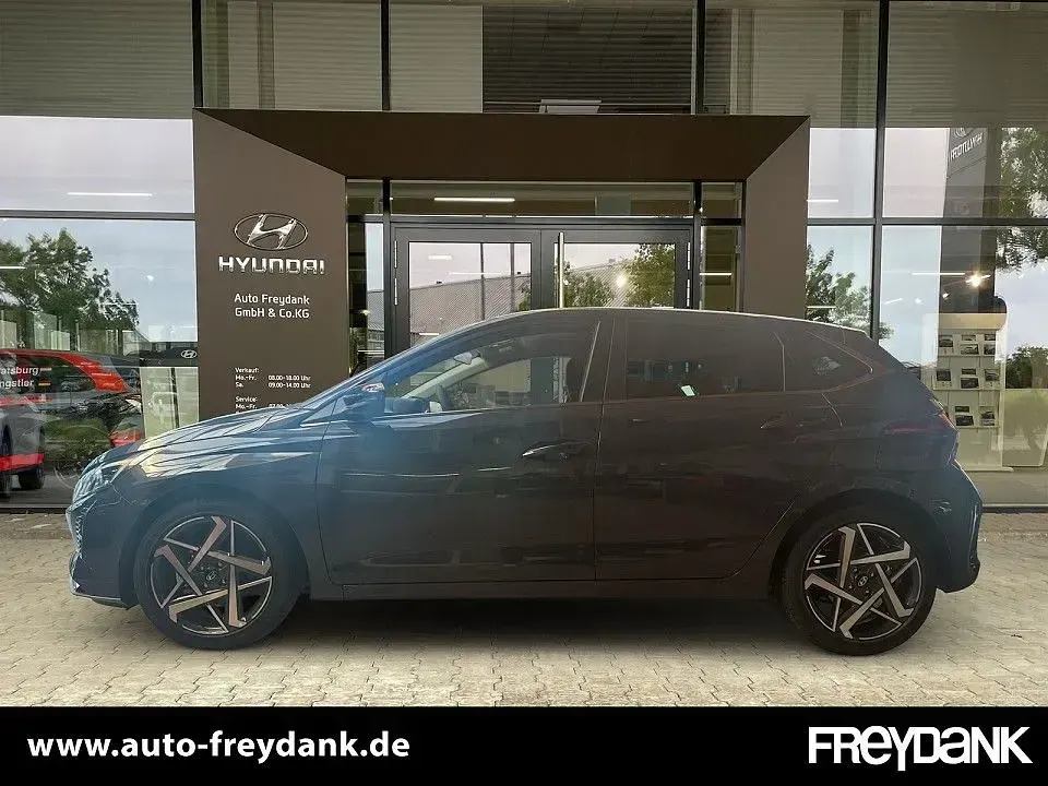 Gebraucht Hyundai i20 Prime 101 PS (74 kW) 2025 Aurora grey Kleinwagen