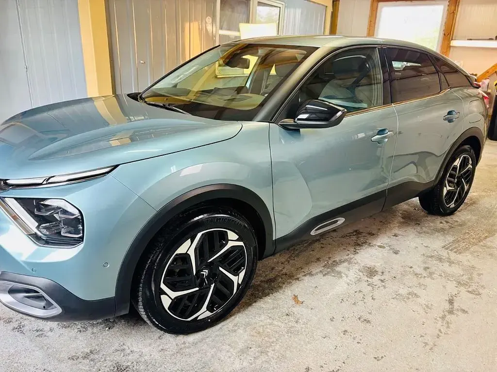 Gebraucht Citroën C4 Shine 131 PS (96 kW) 2023 SUV