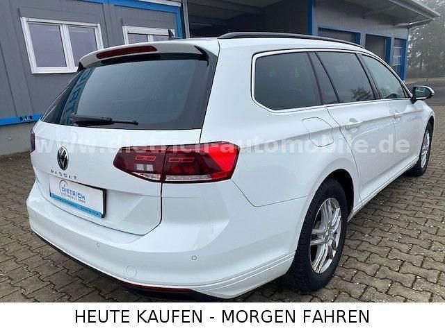 Gebraucht VW Passat 122 PS (89 kW) 2020 Weiß Kombi