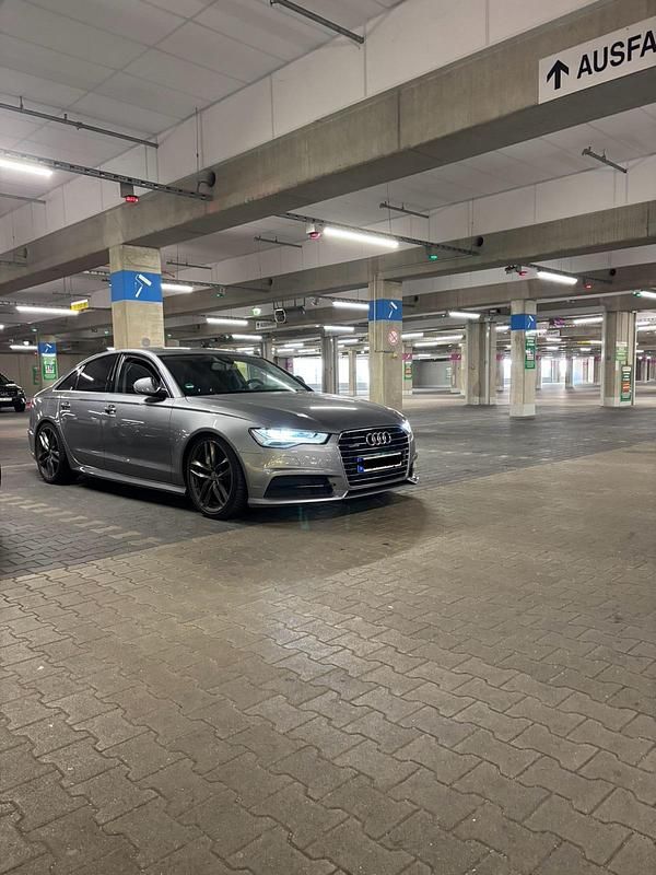 Silber Gebraucht 2018 Audi A6 Ambiente Limousine | 25.900 € (Superpreis) - Bild 1/4
