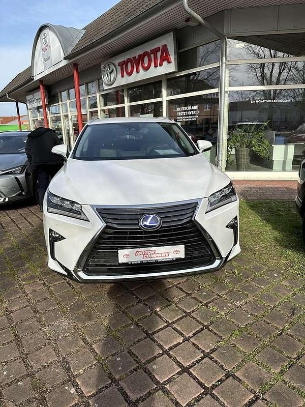 Gebraucht Lexus RX450h 262 PS (192 kW) 2016 Weiß SUV