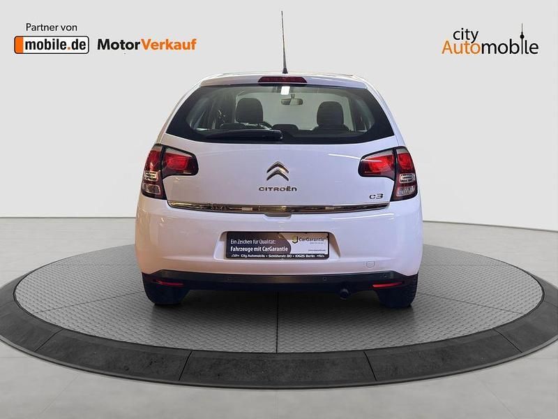 Gebraucht Citroën C3 SELECTION 82 PS (60 kW) 2014 Weiß Limousine