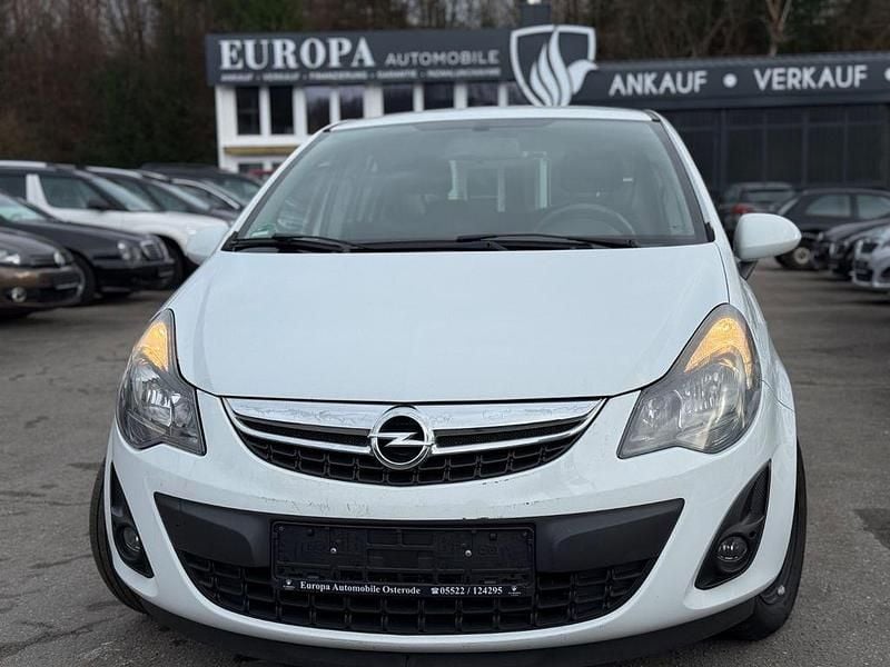Gebraucht Opel Corsa Edition 95 PS (69 kW) 2014 Weiß Limousine