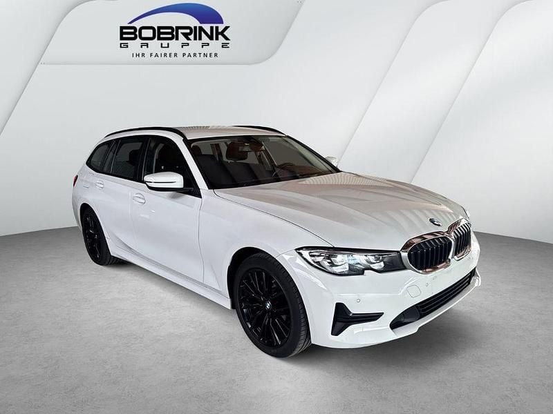 Gebraucht BMW 318 Advantage 156 PS (114 kW) 2022 Weiß Kombi