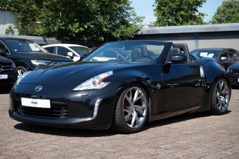Schwarz Gebraucht 2017 Nissan 370Z Pack Cabrio | 26.999 € (Fairer Preis) - Bild 1/3