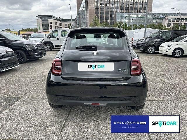 Gebraucht Fiat 500e Tech 86 kW (118 PS) 2023 Schwarz Limousine
