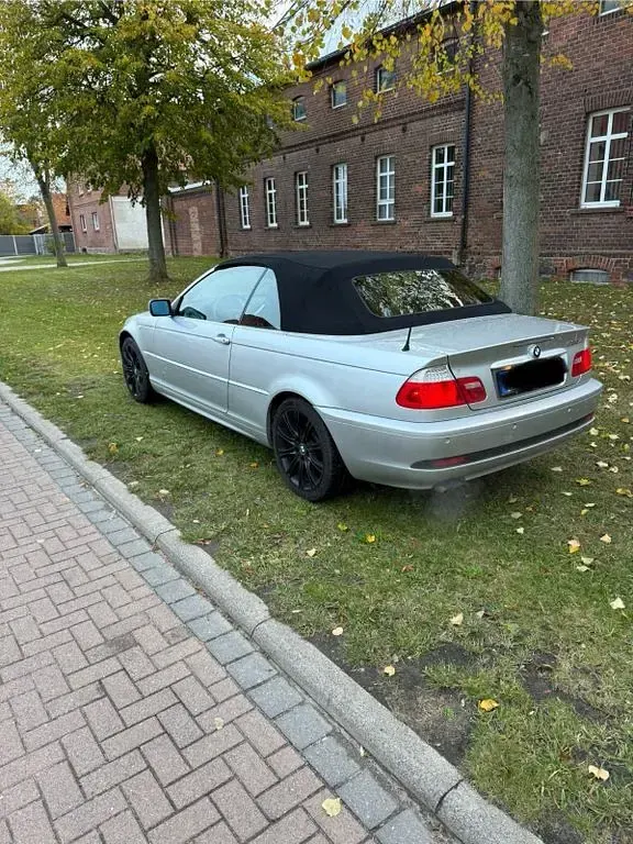 Gebraucht BMW 325 Cabriolet 192 PS (141 kW) 2005 Silber Cabrio
