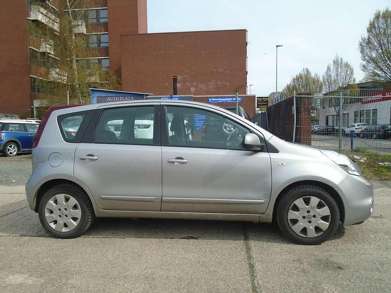 Gebraucht Nissan Note I-Way 88 PS (64 kW) 2012 Silver (m) Kleinwagen